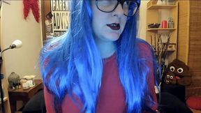 girl playing online puts big black cocks in her ass