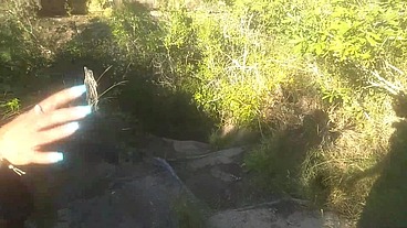 Levei ela pra conhecer a ponte que o trem passava!!! A Safada BombomD4 começou Chupar... Os Guardas chegou!!! "Sem Cortes"