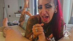 my god that boss lass can suck a dick and lick ass!!!