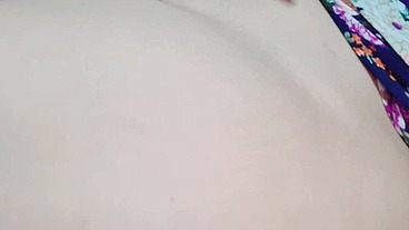 LESBIANA TOMADA Y SE GRABA Y ENVIA VIDEO A SU NOVIA PERO SE CONFUNDE Y SE LO ENVIA AL TIO, real casero amateur