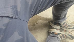 Lame but desperate outdoor wetting in suspended chair