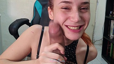 Prima Mais Nova Perdeu a Aposta Teve que Pagar com Um Boquete Sensacional! (Gabbie Luna e Rennan Luna)