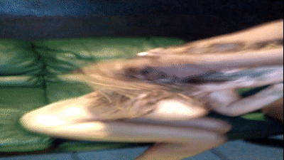 Young Zoe goes to the Theater