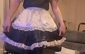 putting on my sissy maid outfit