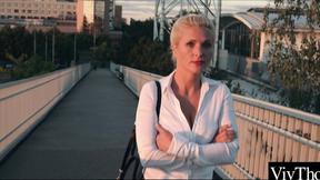 ”Kathy Anderson & Terra Twain use a dildo to fuck”