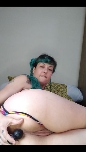 Come see me really cum with my ass plugged.