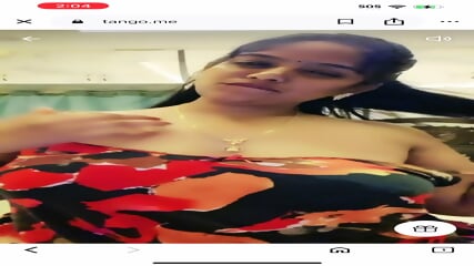 Indian girl show sexy moves