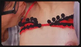 Noeru Fujik fucking two friends in a locker room