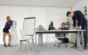 Thin beauty shares boyfriend with bi-sexual stud for surreal anal threesome