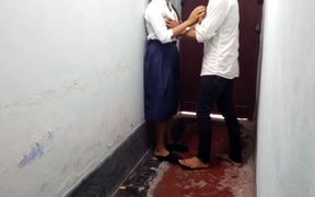 Real College Girl First Time Sex Video by Her Boyfriend
