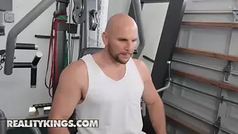 Hot Porn - Busty Blonde Joslyn Jane Books A Workout With JMac Which Soon Turns To A Wild Fuck