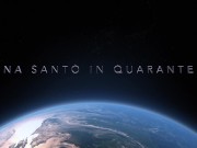 Dana per sconfiggere la noia della quarantena si masturba