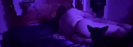 Watch Domina Satana Peg her personal sub and orgasm.