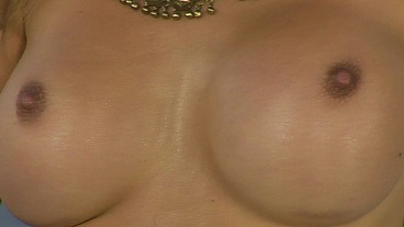 Heather Vandeven Solo Show !