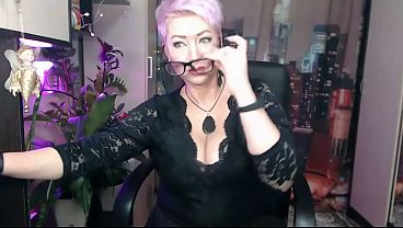 My stepmom is my webcam slut! Immodest dancing, close-up pussy and honest masturbation of a bitch in 45 format!