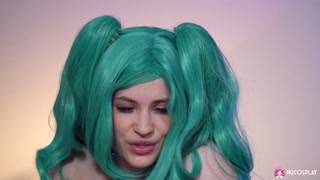 Sexy horny slut Nikki Hill has fun with a rubber cock.
