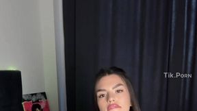 Community Creator
 @Elizabetth @Teasing and #Natural Big Tits #Teen #Brunette #Shaved Pussy hot gratis sexy | Tik.Porn