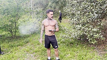 SAFADO NO PARQUE LIBERA CUZUNHO E GANHA LEITE DE DOIS FANTASMAS NO HALLOWEEN