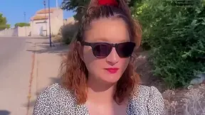 Miss Cléa joins Luna's enthusiasm! - Jacquie et Michel TV