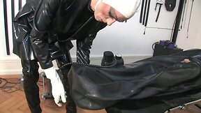 Bizarre breath control  - 04