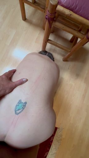 Horny Queen Masturbates with Her Husband in the Kitchen