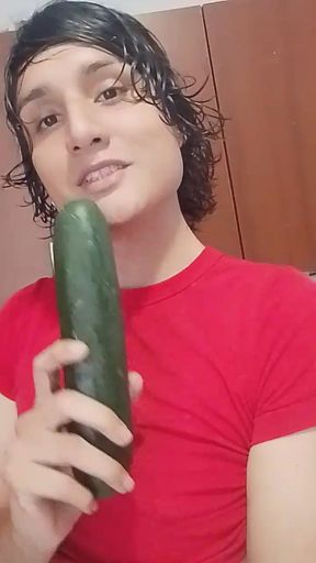 Beautiful femboy arrives at his house excited and decides to smear his body with oil and play with a cucumber