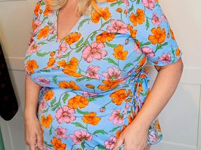 Pantyhose Dream Slut - Hairy Pussy See Thru - Amateur Mature BBW Milf Wife Homemade Cheating Slut  Big Tits