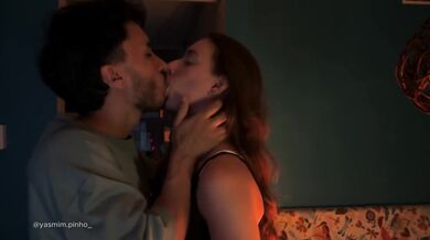 Real couple’s passionate love making ends with massive missionary creampie