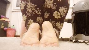 My Day in a Floral Burgundy Pajama and Showcasing My Soft Feet 720HD