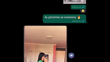 MI MEJOR AMIGA ME INVITA A FOLLAR EN WHATSAPP Y TERMINO COMIENDO SU GRAN CULO CUANDO SUS PADRES NO ESTAN EN CASA