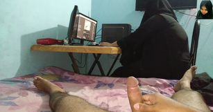 Indian Stepaunty Work on Computer, Im Masturbat Beside, When She Looked Then I Fucked Her