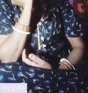 Indian desi bhabhi beautiful...