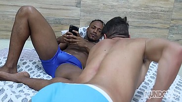 Foda interracial perfeita!