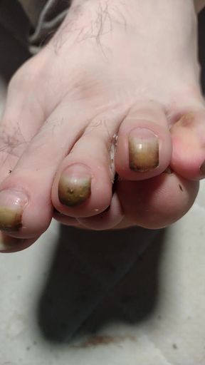 Unleashing the Beauty of My Naked Feet for You