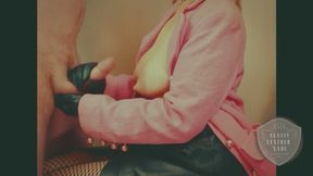 Leather skirt & gloves milking - cumshot on saggy breasts
