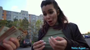 Let Me Help You Out 1 - Erik Everhard