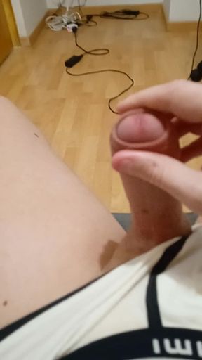 Best handjob in my parents room  #7