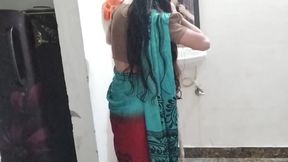 Step mother in low ko akele dekh kar ghar me hi pel diya