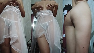 18-year-old collegue wetly sends video to her teacher by mistake