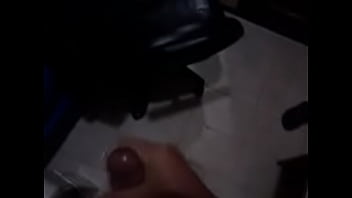 batendo uma punheta