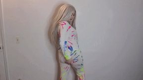 M - Blonde Farting in Joggers