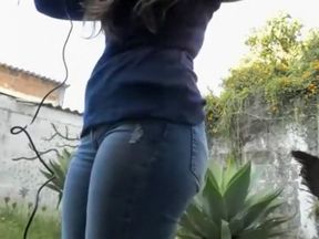 Bahcede karpuzgibi gotvar