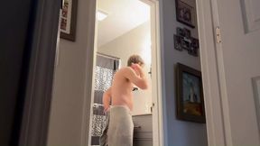Jeffrey Jaxxon Fucks Himself with Prostate Massager After Hot Shower, Ending in Closeup Cum Shot