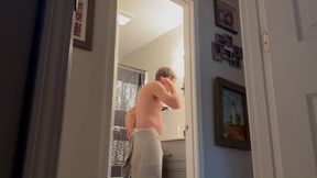 Jeffrey Jaxxon Fucks Himself with Prostate Massager After Hot Shower, Ending in Closeup Cum Shot