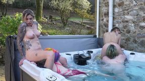 Girls Hot Tub!