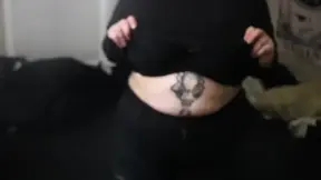 Goth GF shows off thick knockers in a steamy strip tease
