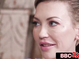 BBC Delivery Guy Fills Her Longing with a Hardcore Booty Pounding