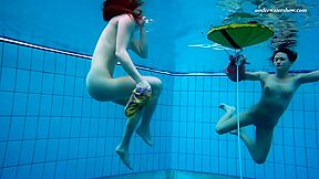 Hottest Underwater Babes Lesbians