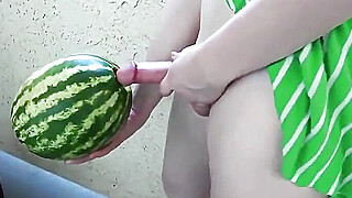 melon eee