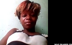 Akoumba Julie de douala cameroun